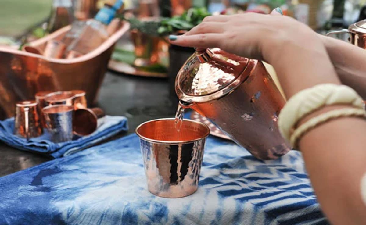 Drinking turmeric water in a copper vessel is beneficial for health, know its benefits