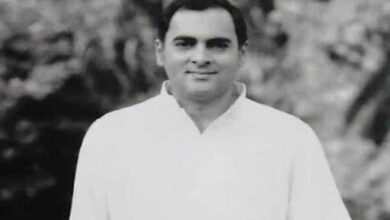 National leaders pay tribute to Rajiv Gandhi