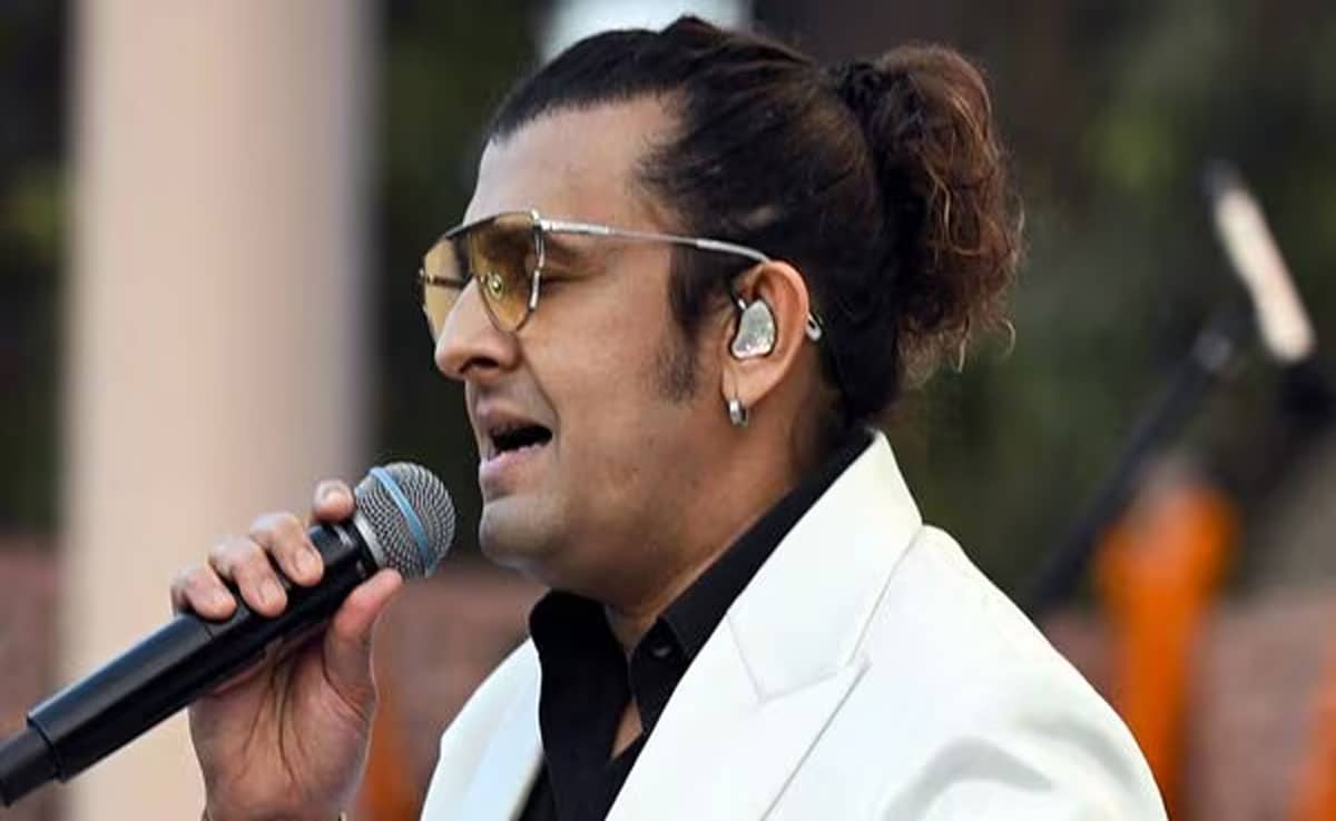 Sonu Nigam's 'rude' statement: Case filed with Bengaluru police
