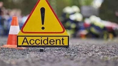 A car hit a family crossing the road in Madurai, four killed, three injured
